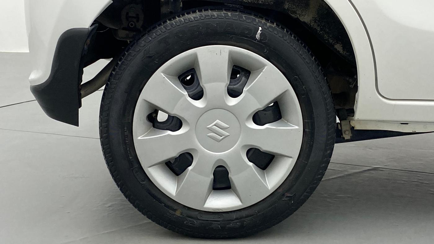 2018 Maruti Alto K10 VXI P, Petrol, Manual, 26,036 km, Right Rear Wheel