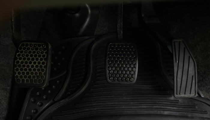 2018 Maruti Alto K10 VXI P, Petrol, Manual, 26,036 km, Pedals
