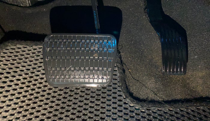 2023 Tata ALTROZ XZA, Petrol, Automatic, 32,303 km, Pedals