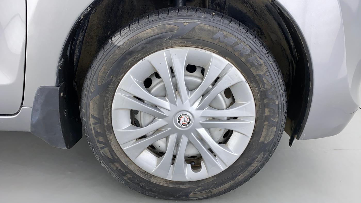 2017 Maruti Baleno SIGMA 1.2 K12, Petrol, Manual, 27,786 km, Right Front Wheel