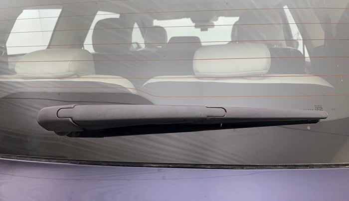 2022 Mahindra XUV700 AX 7 P AT 7 STR, Petrol, Automatic, 53,385 km, Rear Wiper