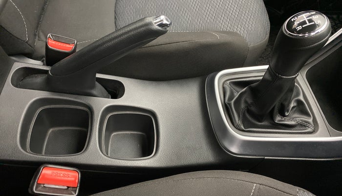 2021 Maruti S Cross ZETA SHVS PETROL, Petrol, Manual, 11,497 km, Gear Lever