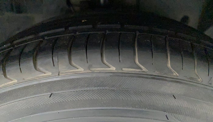 2018 Ford FREESTYLE TREND 1.5 TDCI MT, Diesel, Manual, 66,930 km, Right Front Tyre Tread