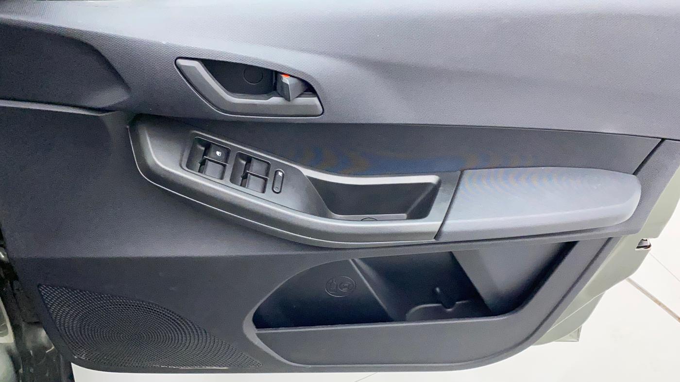 2023 Tata TIAGO NRG XT MT, Petrol, Manual, 2,992 km, Driver Side Door Panels Control