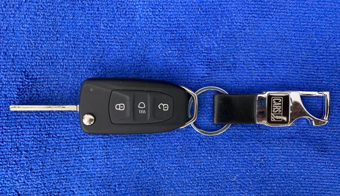 2023 Tata TIAGO NRG XT MT, Petrol, Manual, 2,992 km, Key Close Up
