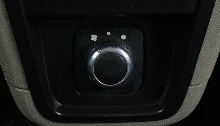 2018 Tata NEXON XZ 1.5, Diesel, Manual, 85,052 km, Rear AC Temperature Control