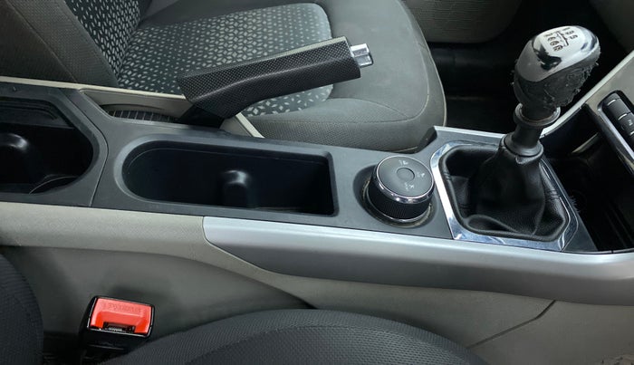 2018 Tata NEXON XZ 1.5, Diesel, Manual, 85,052 km, Gear Lever