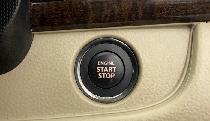 2015 Maruti Swift Dzire ZDI, Diesel, Manual, 30,593 km, Keyless Start/ Stop Button