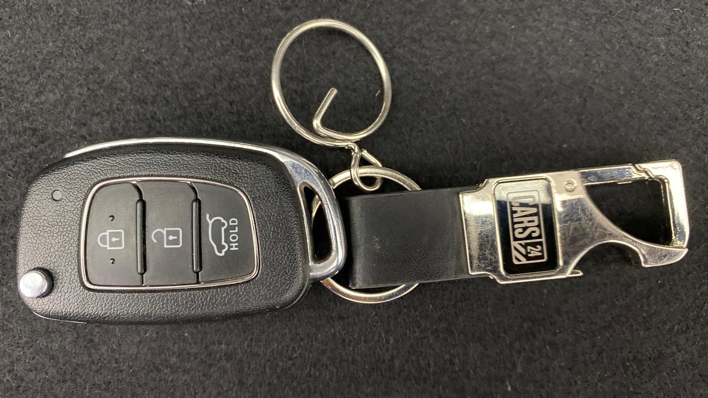 2021 Hyundai VENUE S Plus MT 1.2 Kappa, Petrol, Manual, 10,130 km, Key Close Up