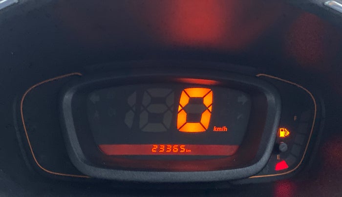 2015 Renault Kwid RXT, Petrol, Manual, 23,340 km, Odometer Image