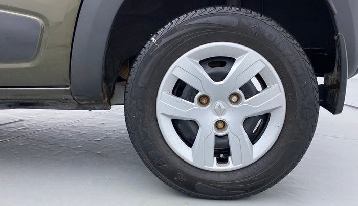 2015 Renault Kwid RXT, Petrol, Manual, 23,340 km, Left Rear Wheel