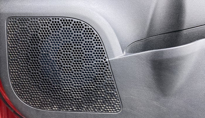 2018 Mahindra KUV 100 NXT K8 P 6 STR DUAL TONE, Petrol, Manual, 46,310 km, Speaker