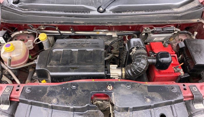 2018 Mahindra KUV 100 NXT K8 P 6 STR DUAL TONE, Petrol, Manual, 46,310 km, Open Bonet