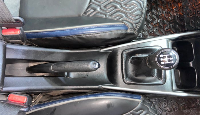 2022 Maruti Baleno ZETA PETROL 1.2, Petrol, Manual, 47,613 km, Gear Lever