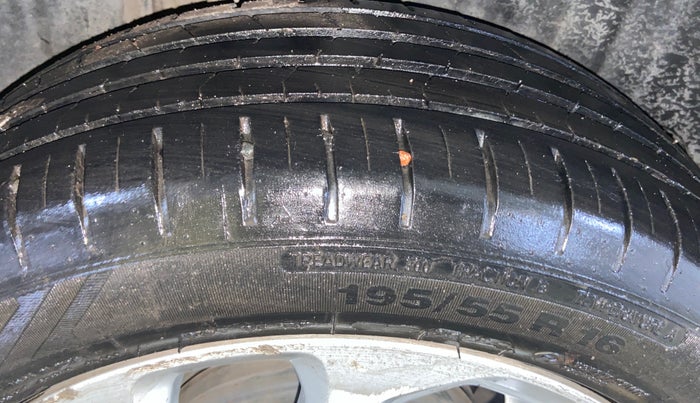 2022 Maruti Baleno ZETA PETROL 1.2, Petrol, Manual, 47,613 km, Right Rear Tyre Tread