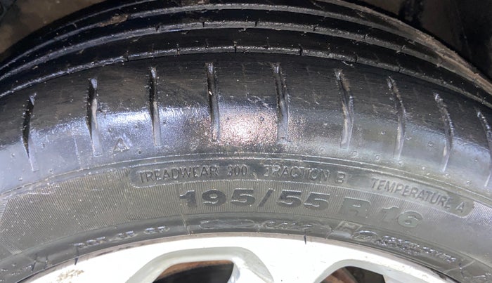 2022 Maruti Baleno ZETA PETROL 1.2, Petrol, Manual, 47,613 km, Left Front Tyre Tread