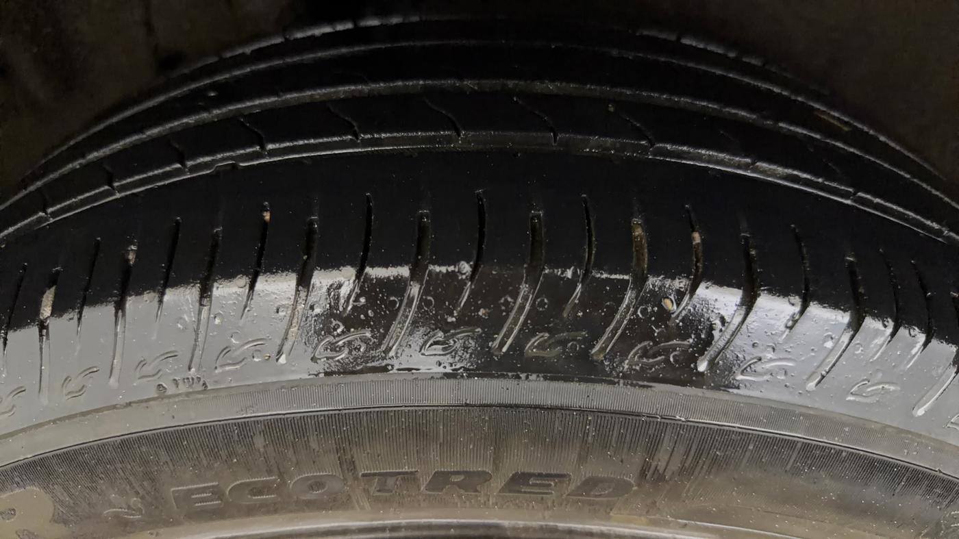 2024 Maruti BREZZA VXI S-CNG, CNG, Manual, 26,663 km, Right Rear Tyre Tread