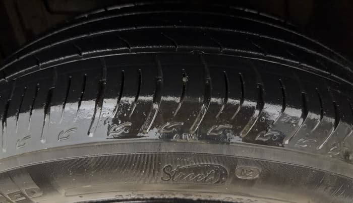 2024 Maruti BREZZA VXI S-CNG, CNG, Manual, 26,663 km, Left Front Tyre Tread
