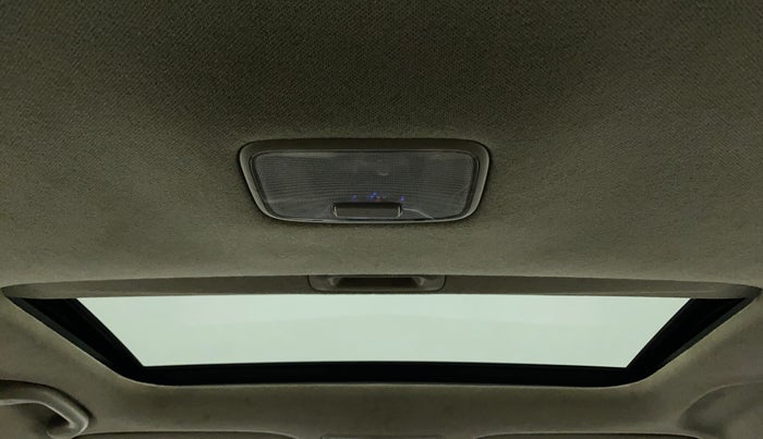 2017 Hyundai Verna 1.6 CRDI SX (O), Diesel, Manual, 89,336 km, Moonroof/ Sunroof