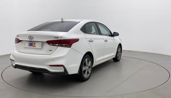 2017 Hyundai Verna 1.6 CRDI SX (O), Diesel, Manual, 89,336 km, Right Back Diagonal