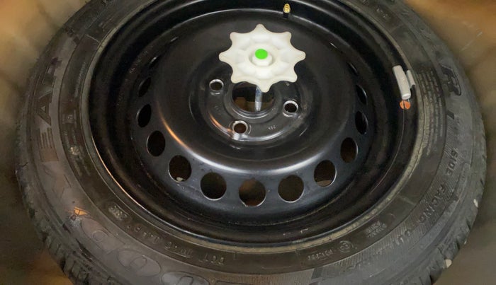 2015 Hyundai Grand i10 ASTA (O) 1.2 KAPPA VTVT, Petrol, Manual, 20,489 km, Spare Tyre