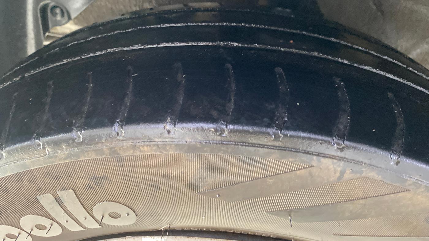 2019 Hyundai GRAND I10 NIOS MAGNA U2 1.2 CRDI, Diesel, Manual, 73,317 km, Left Front Tyre Tread
