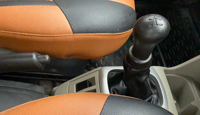 2017 Maruti Alto K10 VXI, Petrol, Manual, 32,750 km, Gear Lever