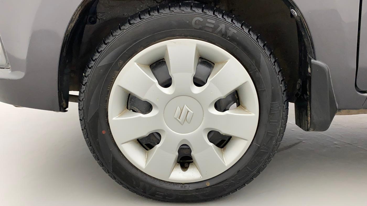 2017 Maruti Alto K10 VXI, Petrol, Manual, 32,750 km, Left Front Wheel