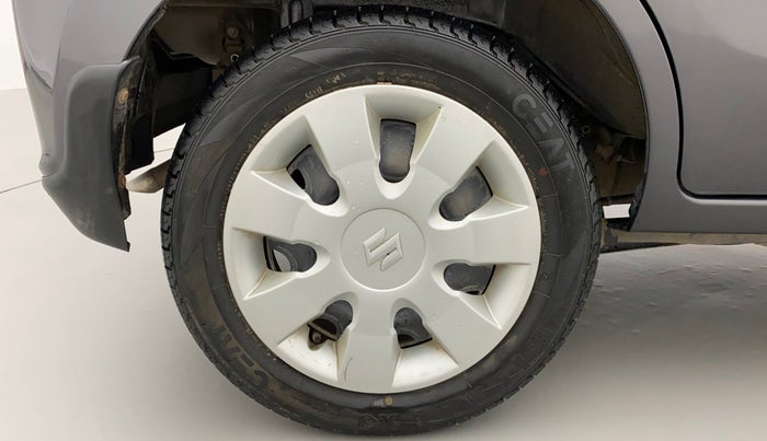2017 Maruti Alto K10 VXI, Petrol, Manual, 32,750 km, Right Rear Wheel