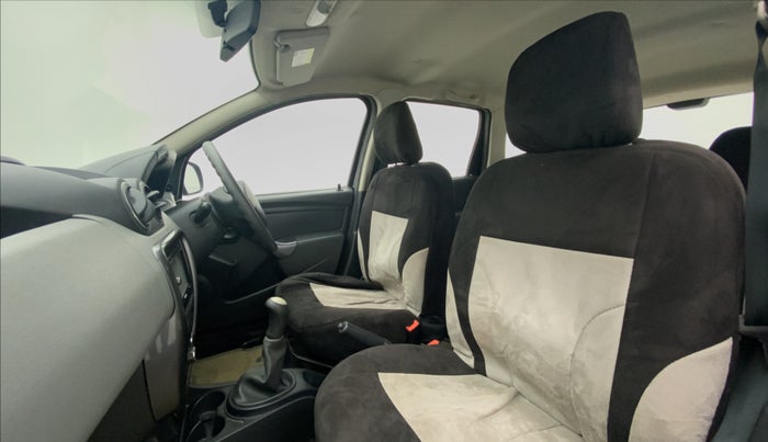 2015 Renault Duster 85 PS RXE, Diesel, Manual, 545 km, Right Side Front Door Cabin