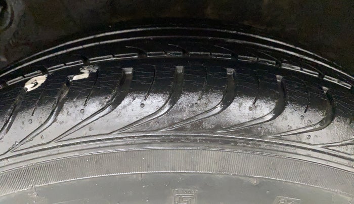 2010 Hyundai i20 MAGNA 1.2, Petrol, Manual, 22,594 km, Right Rear Tyre Tread