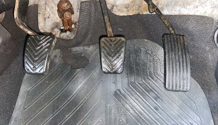 2015 Hyundai Eon ERA +, Petrol, Manual, 31,841 km, Pedals