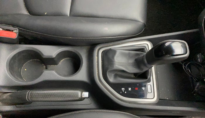 2016 Hyundai Creta SX PLUS AT 1.6 PETROL, CNG, Automatic, 71,230 km, Gear Lever