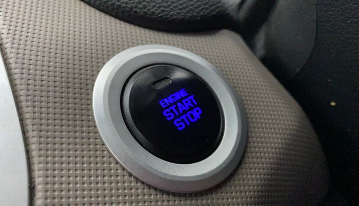 2016 Hyundai Creta SX PLUS AT 1.6 PETROL, CNG, Automatic, 71,230 km, Keyless Start/ Stop Button