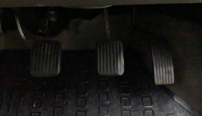 2016 Hyundai i10 MAGNA 1.2, Petrol, Manual, 12,300 km, Pedals