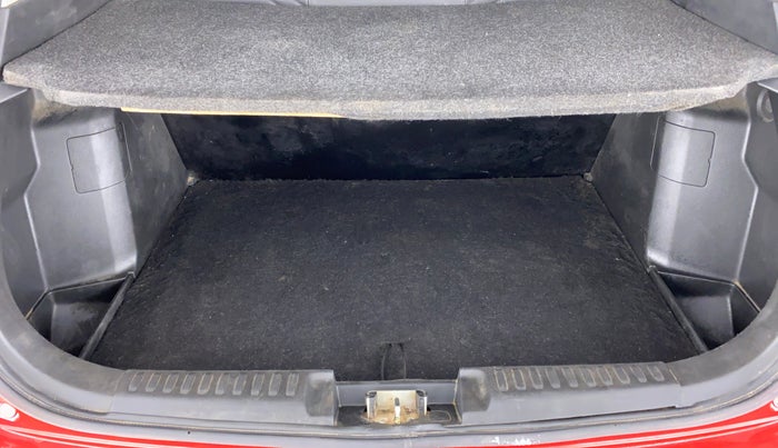 2019 Maruti Vitara Brezza VDI, Diesel, Manual, 66,366 km, Boot Inside