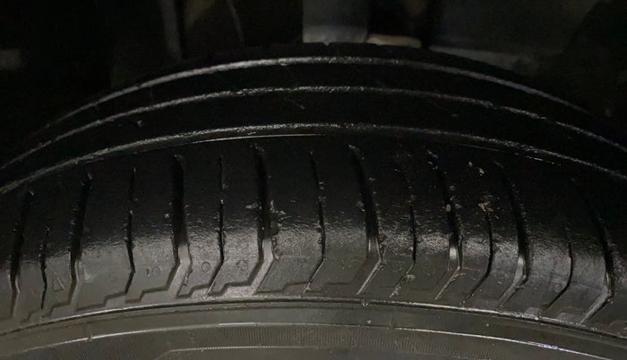 2023 Tata PUNCH PURE MT, Petrol, Manual, 33,214 km, Right Front Tyre Tread