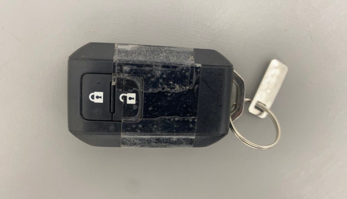 2023 Maruti Swift ZXI PLUS AMT, Petrol, Automatic, 13,554 km, Key Close Up