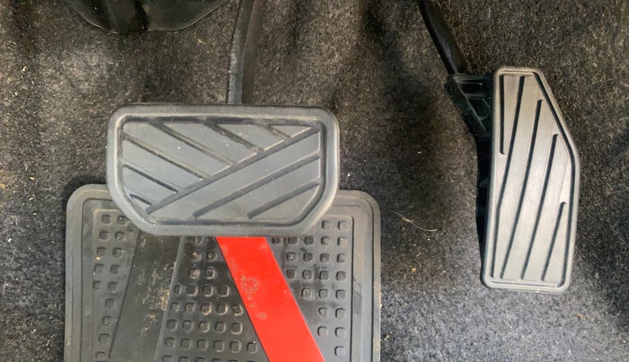 2023 Maruti Swift ZXI PLUS AMT, Petrol, Automatic, 13,554 km, Pedals