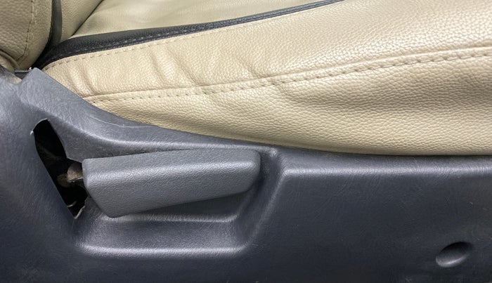 2017 Maruti Alto K10 VXI P, Petrol, Manual, 48,452 km, Driver Side Adjustment Panel