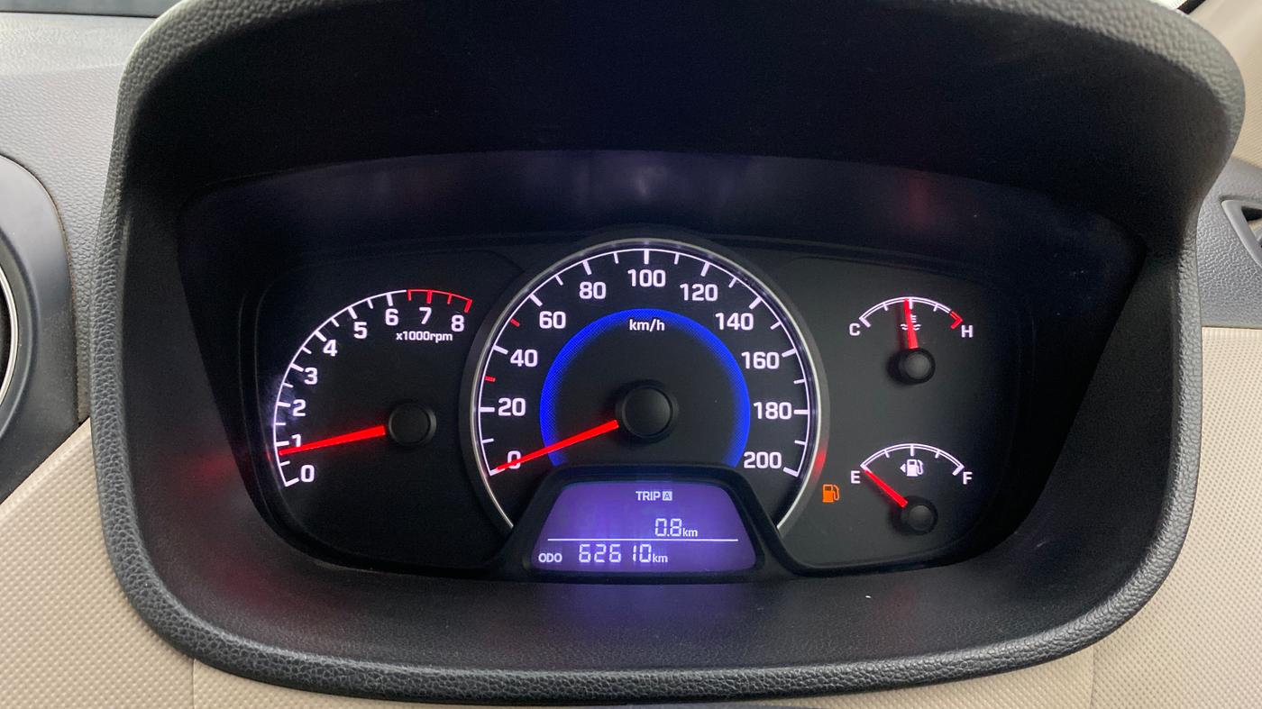 2015 Hyundai Grand i10 SPORTZ 1.2 KAPPA VTVT, Petrol, Manual, 62,621 km, Odometer Image