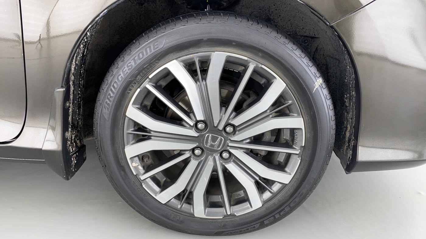 2017 Honda City VX CVT PETROL, Petrol, Automatic, 36,704 km, Right Front Wheel