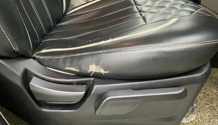 2019 Mahindra Scorpio S9, Diesel, Manual, 74,575 km, Driver Side Adjustment Panel