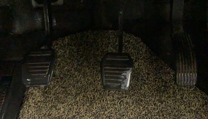 2019 Mahindra Scorpio S9, Diesel, Manual, 74,575 km, Pedals