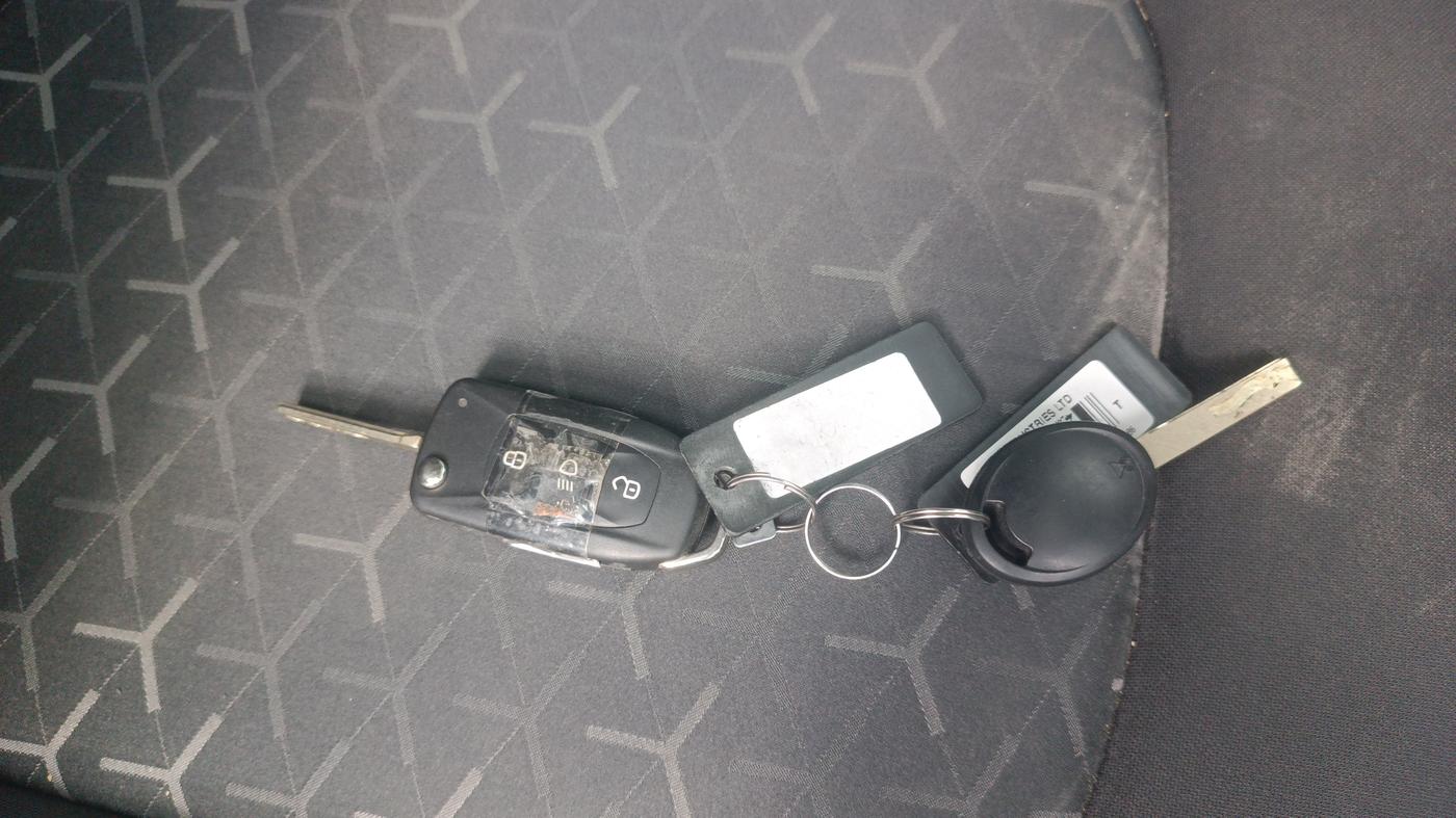 2023 Tata NEXON XM PETROL, Petrol, Manual, 9,097 km, Key Close Up