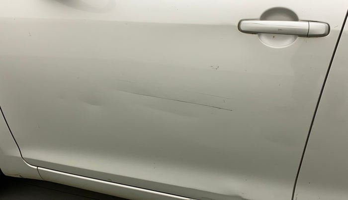 2015 Maruti Swift Dzire VXI, Petrol, Manual, 66,694 km, Front passenger door - Minor scratches