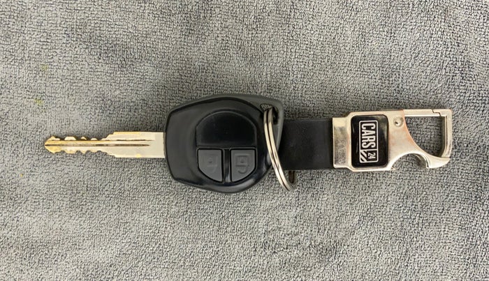 2015 Maruti Swift Dzire VXI, Petrol, Manual, 66,694 km, Key Close Up