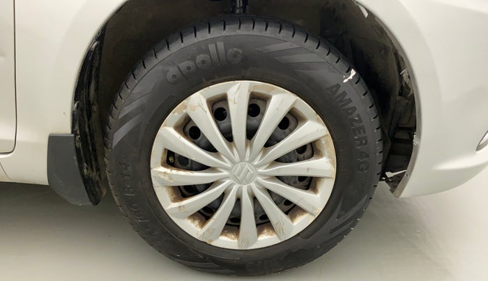 2015 Maruti Swift Dzire VXI, Petrol, Manual, 66,694 km, Right Front Wheel