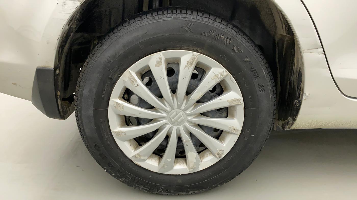 2015 Maruti Swift Dzire VXI, Petrol, Manual, 66,694 km, Right Rear Wheel