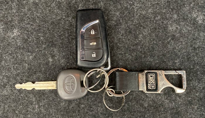 2019 Toyota YARIS J MT, Petrol, Manual, 39,908 km, Key Close Up